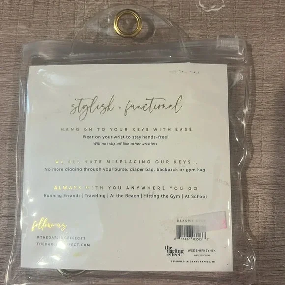 The Darling Effect Keychain Wristlet. NWT. Blue, Pink and Tan. - Picture 2 of 4